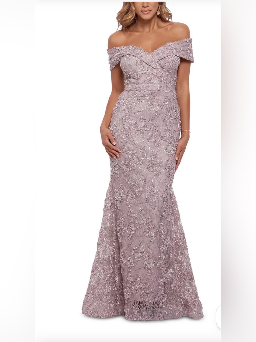 Xscape Off-Shoulder beige sage  Lace Evening Gown size 4 MSRP 288$ BNWT